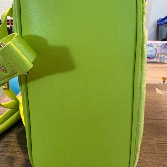 Loungefly light up Dr. Seuss Grinch Plush Backpack - Soft Yellow green main image 5